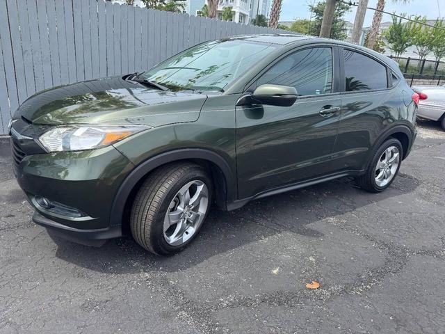 Photo of 2017 Green Honda HR-V