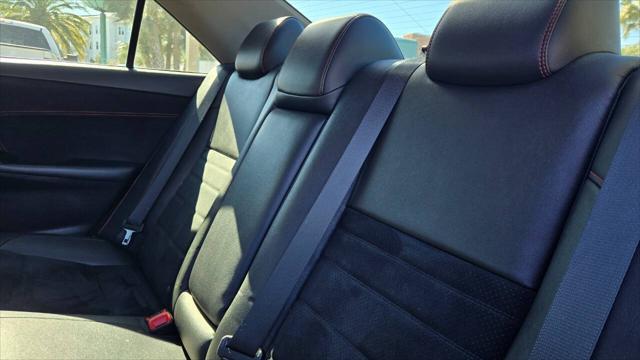 Photo of 2016 Burgundy Toyota Camry