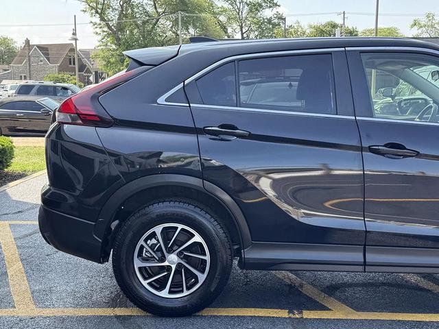 Photo of 2022 Labrador Black Pearl Mitsubishi Eclipse Cross