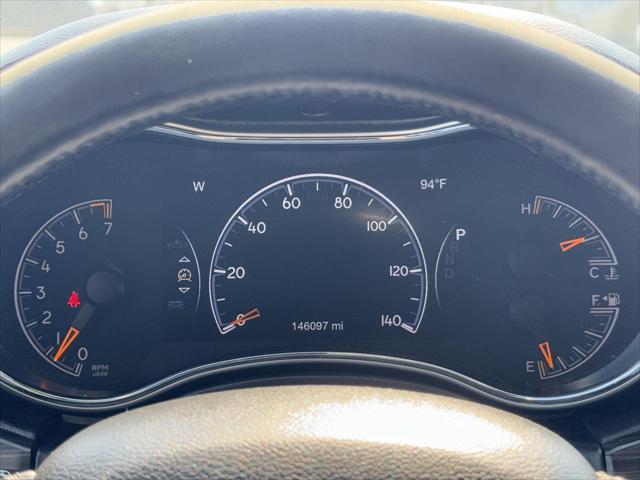 Photo of 2019 Slate Blue Pearlcoat Jeep Grand Cherokee