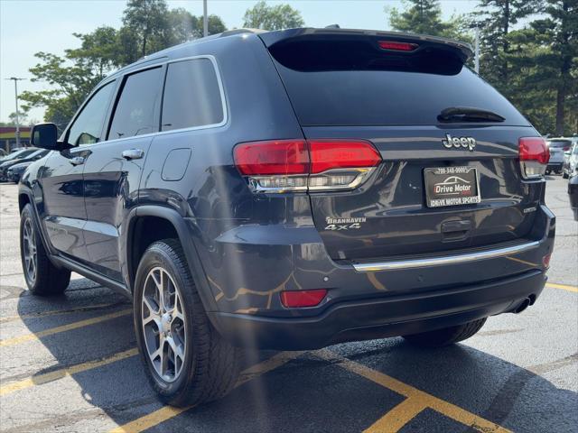 Photo of 2019 Slate Blue Pearlcoat Jeep Grand Cherokee