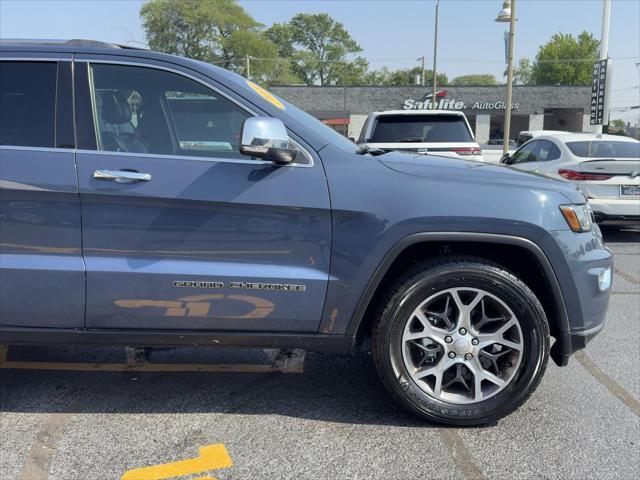 Photo of 2019 Slate Blue Pearlcoat Jeep Grand Cherokee