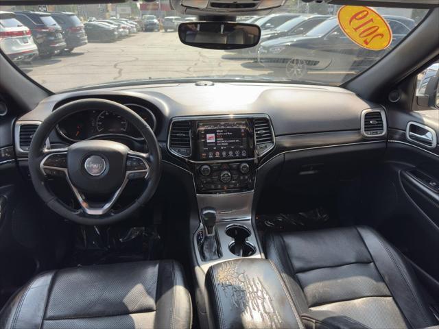Photo of 2019 Slate Blue Pearlcoat Jeep Grand Cherokee