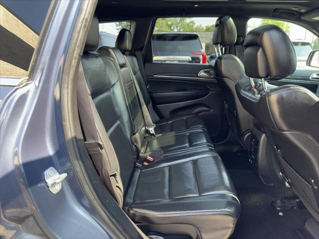 Photo of 2019 Slate Blue Pearlcoat Jeep Grand Cherokee