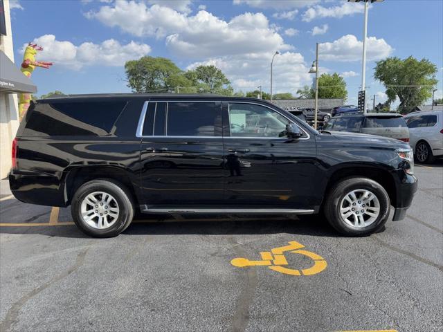Photo of 2019 Black Chevrolet Suburban