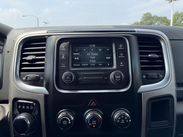 Photo of 2020 Granite Crystal Metallic Clearcoat RAM 1500 Classic
