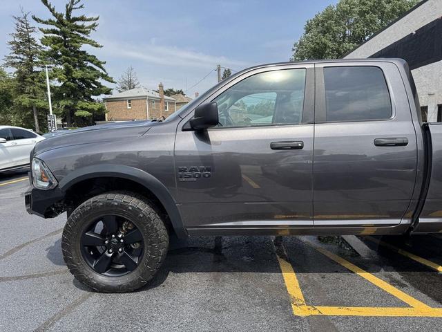 Photo of 2020 Granite Crystal Metallic Clearcoat RAM 1500 Classic