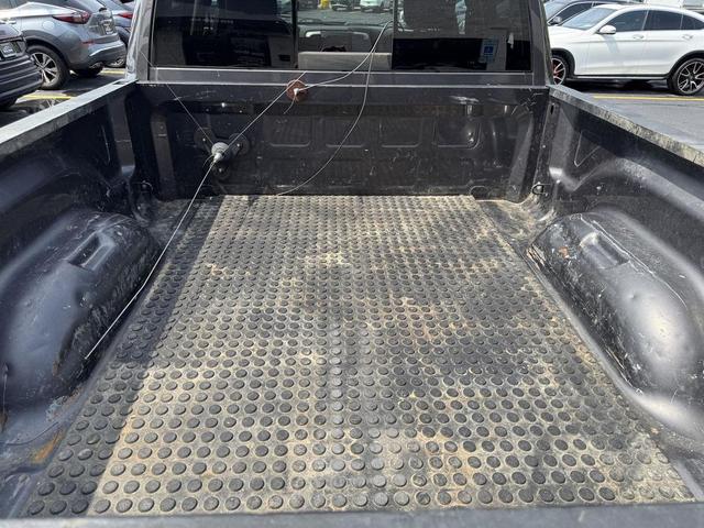 Photo of 2020 Granite Crystal Metallic Clearcoat RAM 1500 Classic