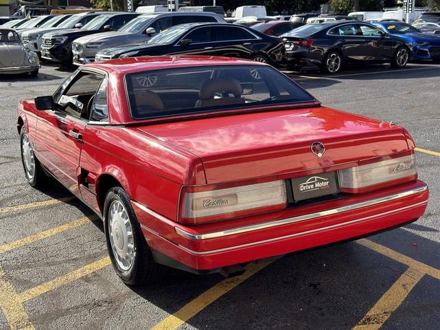 Photo of 1988 RED Cadillac Allante
