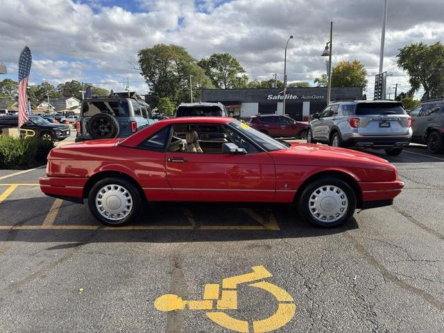 Photo of 1988 RED Cadillac Allante