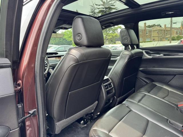 Photo of 2022 Rosewood Metallic Cadillac XT5