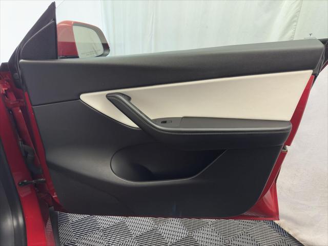 Photo of 2021  Tesla Model Y
