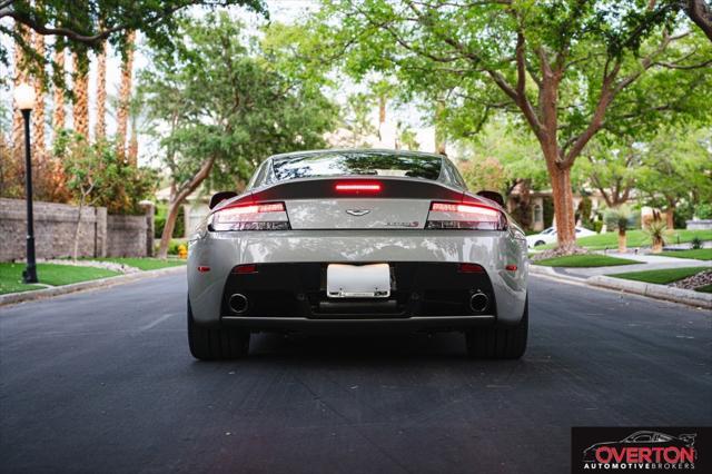 Photo of 2017 Silver Aston Martin V12 Vantage S
