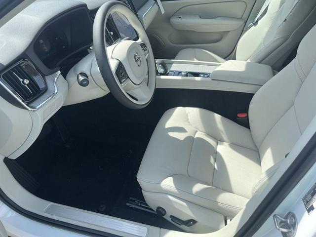 Photo of 2025 Crystal White Volvo V60 Cross Country