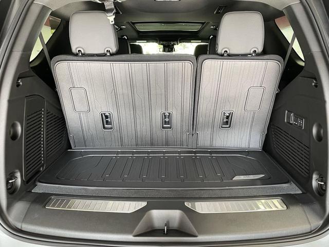 Photo of 2025 Sterling Metallic GMC Yukon