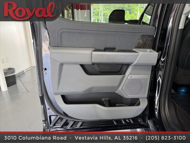 Photo of 2023 Agate Black Metallic Ford F-150