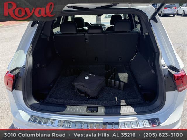 Photo of 2022 Oryx White Pearl Volkswagen Tiguan