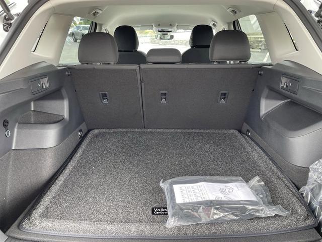 Photo of 2025 Pure White Volkswagen Tiguan