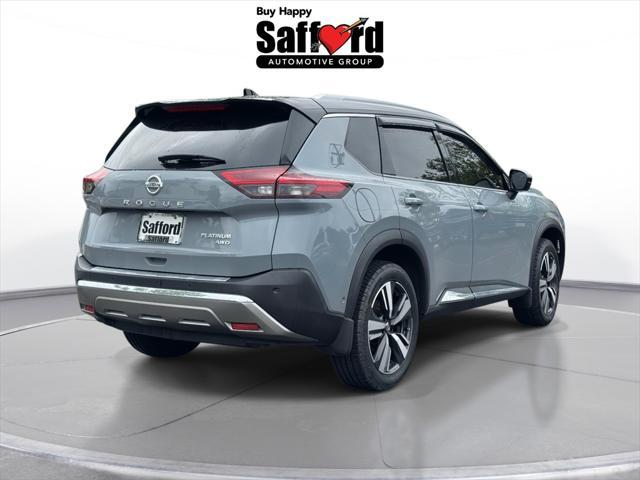 Photo of 2021 Boulder Gray Pearl/Super Black Nissan Rogue