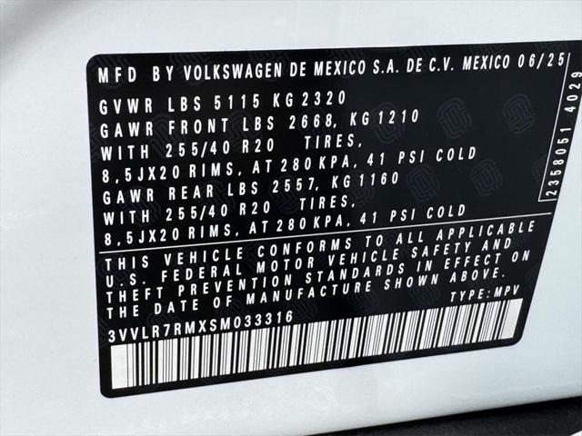 Photo of 2025 White Pearl Volkswagen Tiguan