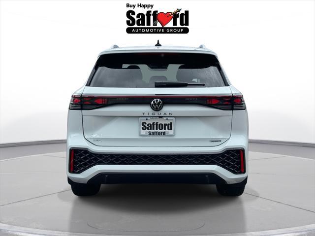 Photo of 2025 White Pearl Volkswagen Tiguan