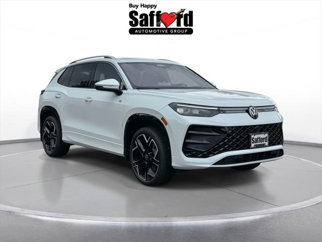 Photo of 2025 White Pearl Volkswagen Tiguan