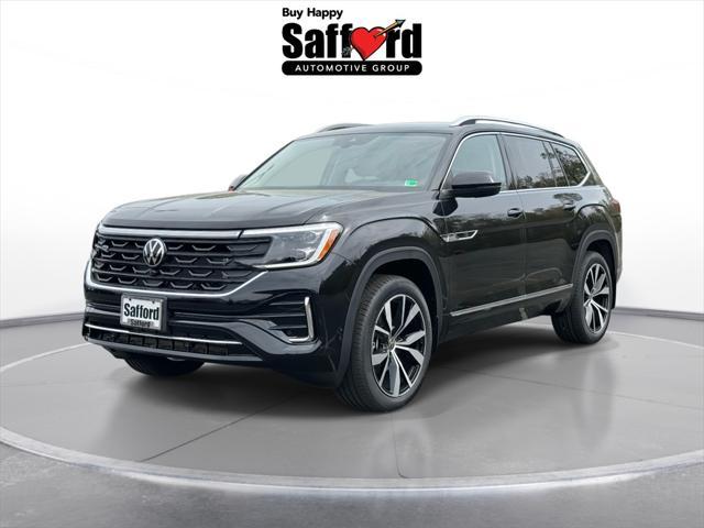 Photo of 2025 Deep Black Pearl Volkswagen Atlas
