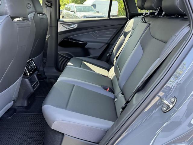 Photo of 2025 pure gray Volkswagen ID.4