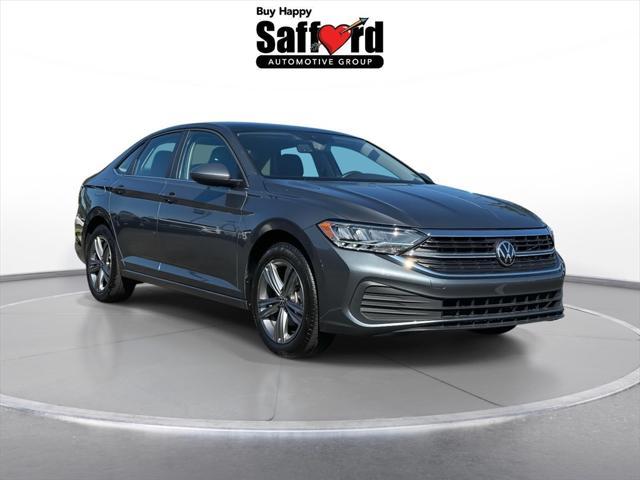 Photo of 2024 Platinum Gray Metallic Volkswagen Jetta