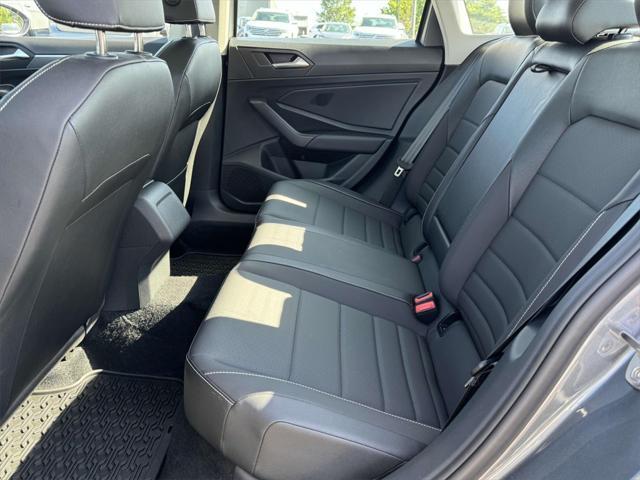 Photo of 2024 Platinum Gray Metallic Volkswagen Jetta