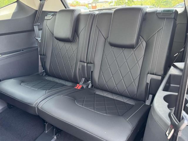 Photo of 2025 Gray Volkswagen Atlas