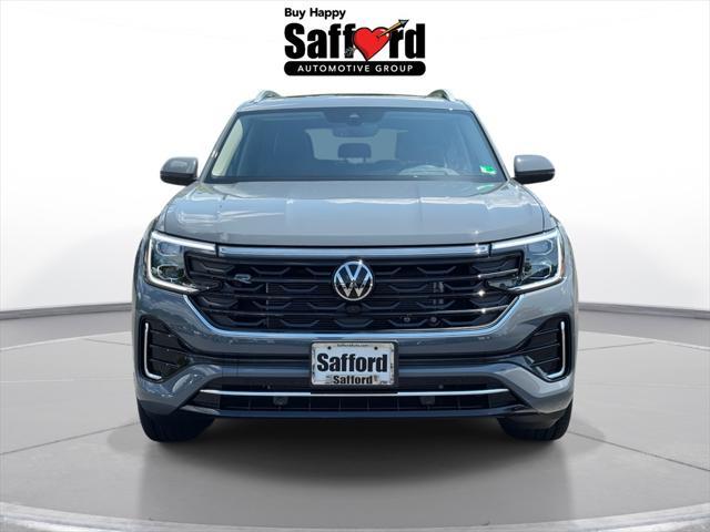 Photo of 2025 Gray Volkswagen Atlas