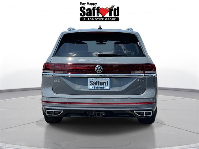 Photo of 2025 Gray Volkswagen Atlas