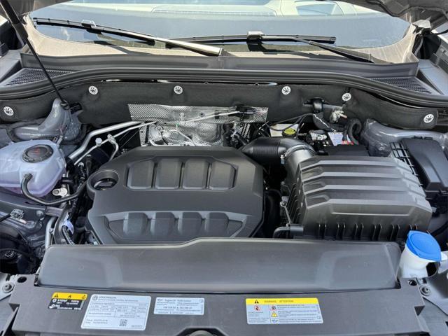 Photo of 2025 Gray Volkswagen Atlas