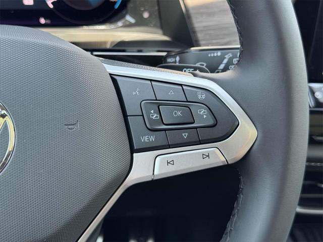 Photo of 2025 Gray Volkswagen Atlas