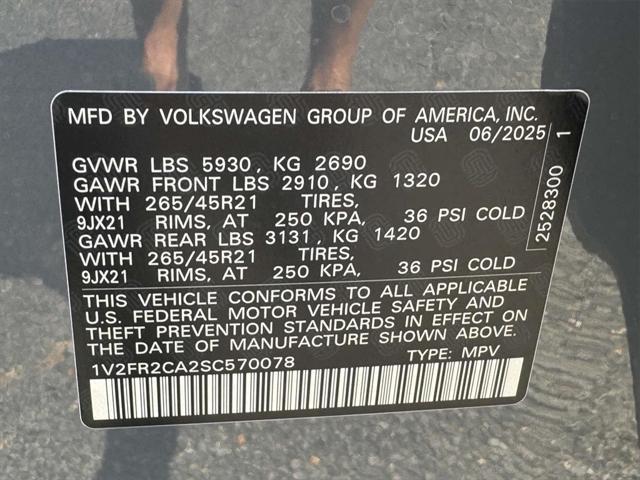 Photo of 2025 Gray Volkswagen Atlas