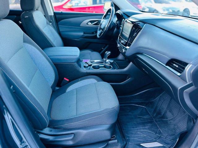 Photo of 2019 Blue Chevrolet Traverse