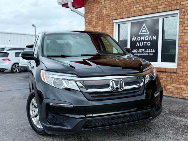 Photo of 2019 Crystal Black Pearl Honda Pilot