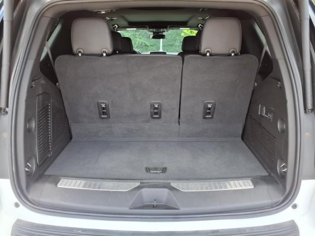 Photo of 2023 Summit White Chevrolet Tahoe