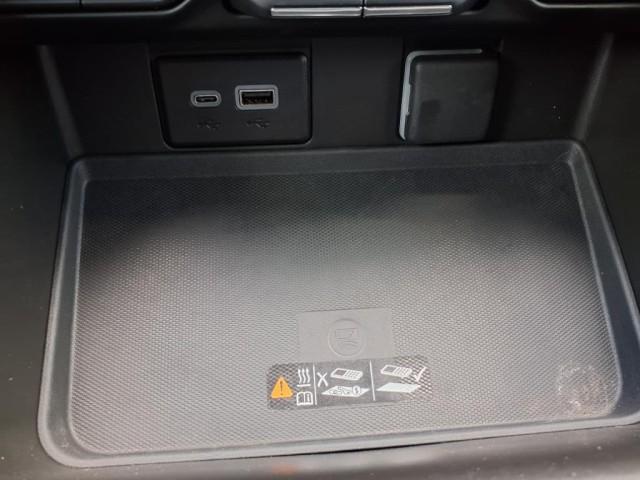 Photo of 2023 Summit White Chevrolet Tahoe