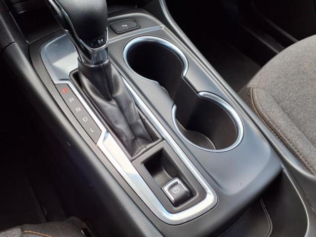 Photo of 2024 Summit White Chevrolet Equinox