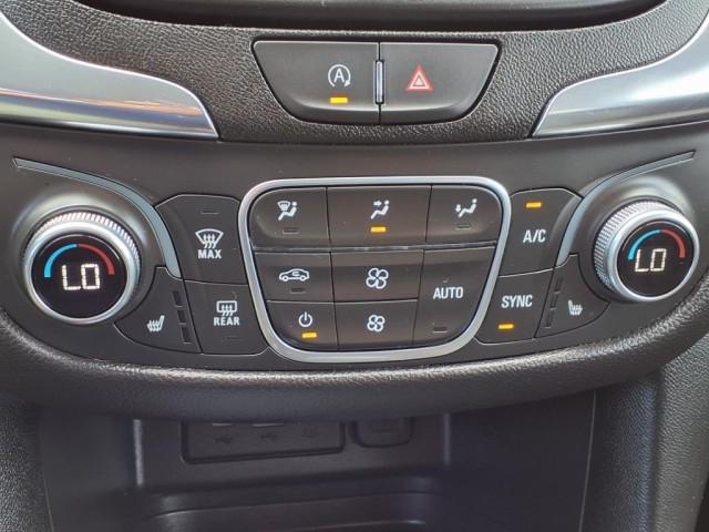 Photo of 2024 Summit White Chevrolet Equinox