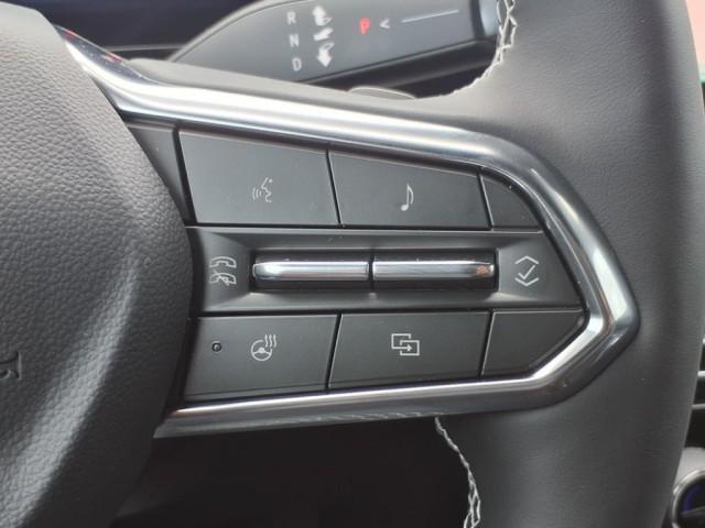 Photo of 2025 Mosaic Black Metallic Chevrolet Traverse
