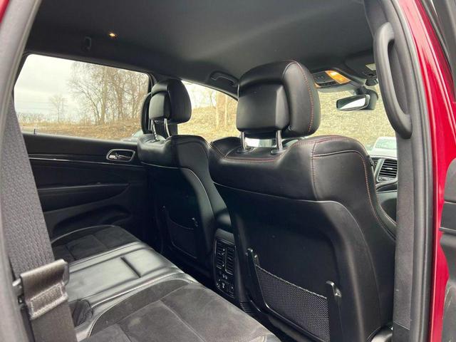 Photo of 2017 Burgundy Jeep Grand Cherokee