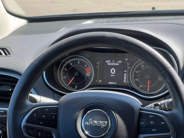 Photo of 2021 Blue Jeep Cherokee