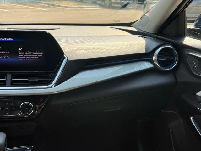 Photo of 2024 Blue Chevrolet Trax