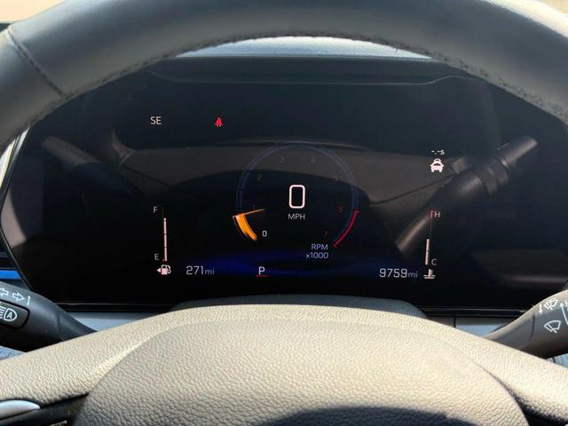 Photo of 2024 Blue Chevrolet Trax