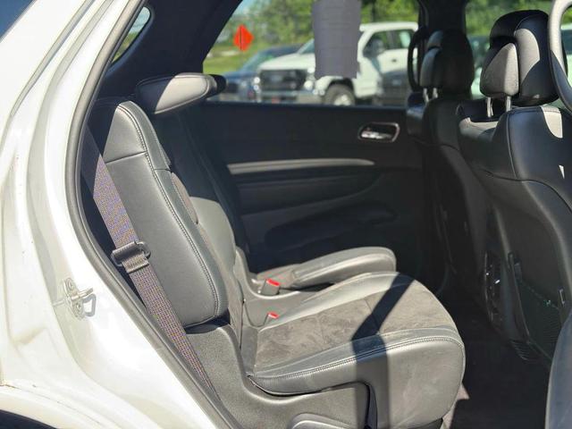 Photo of 2018 White Dodge Durango