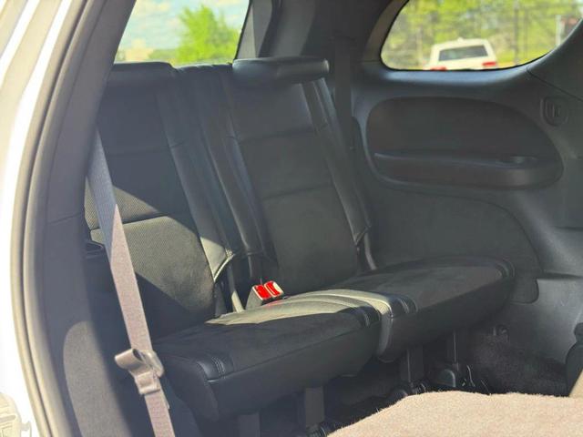 Photo of 2018 White Dodge Durango