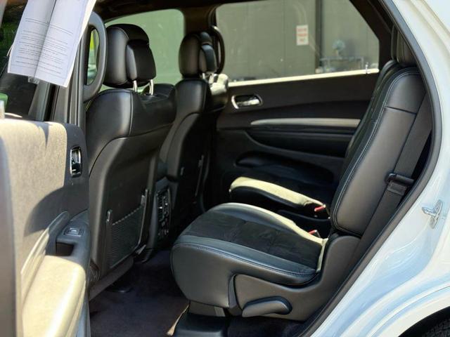 Photo of 2018 White Dodge Durango